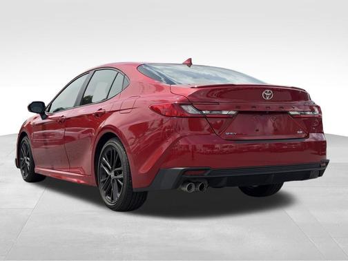 Supersonic Red 2025 Toyota Camry SE