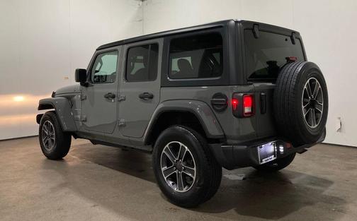 2023 Jeep Wrangler 4-Door Sahara 4x4