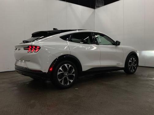 2021 Ford Mustang Mach-E Premium