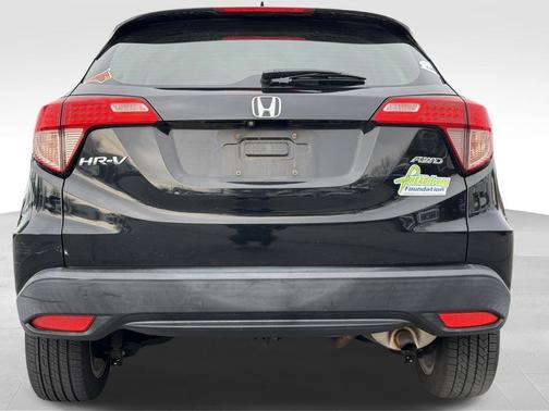 Crystal Black Pearl 2016 Honda HR-V LX