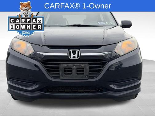 Crystal Black Pearl 2016 Honda HR-V LX