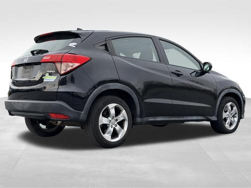 Crystal Black Pearl 2016 Honda HR-V LX