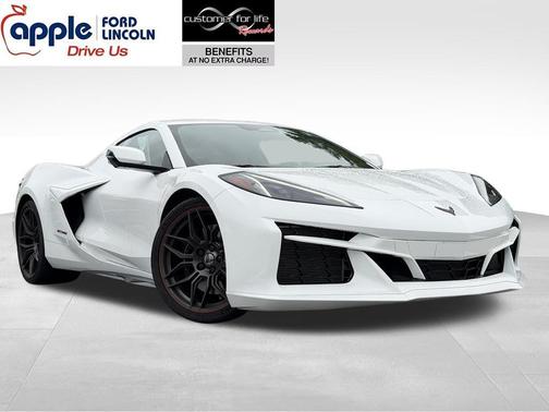 Arctic White 2025 Chevrolet Corvette Z06