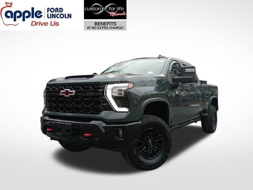 2025 Chevrolet Silverado 2500 4WD Crew Cab Standard Bed ZR2