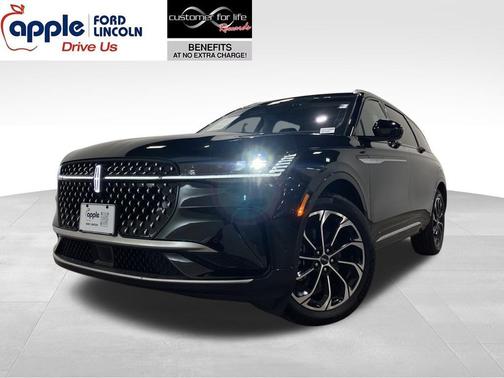 2024 Lincoln Nautilus Reserve