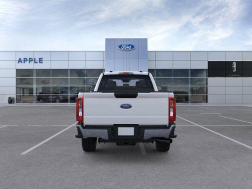 Oxford White 2026 Ford F-350 XL