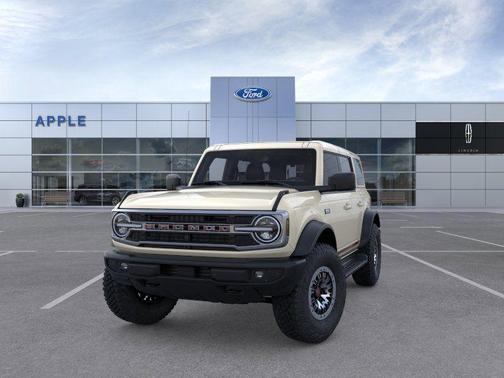 Wimbledon White 2026 Ford Bronco Outer Banks