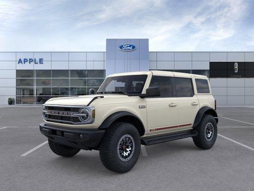 Wimbledon White 2026 Ford Bronco Outer Banks