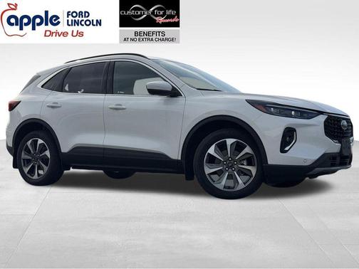 White Metallic 2023 Ford Escape Platinum