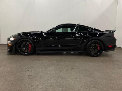 2020 Ford Shelby GT500 Base