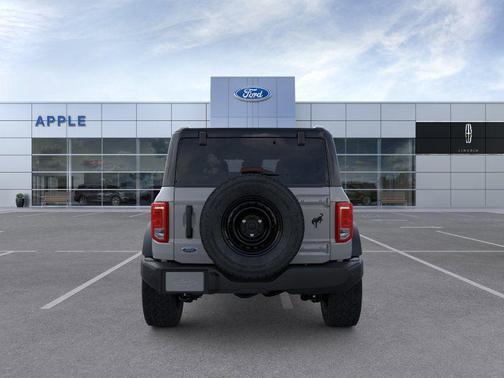 Avalanche Gray 2026 Ford Bronco Big Bend