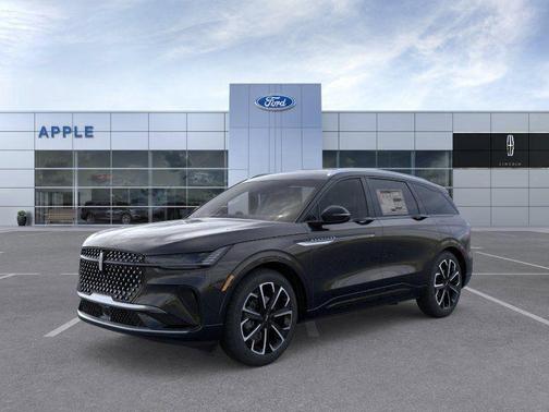 Infinite Black Metallic Clearcoat 2026 Lincoln Nautilus Reserve