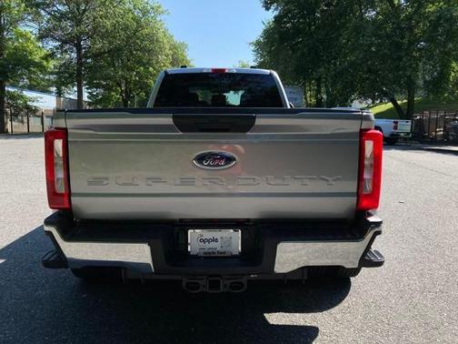 2024 Ford F-350 XLT