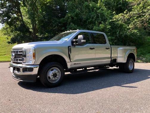 2024 Ford F-350 XLT