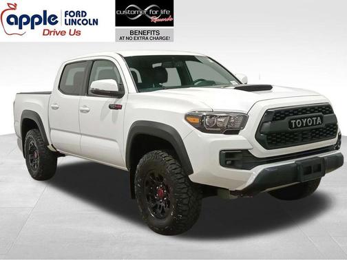 Super White 2017 Toyota Tacoma Base