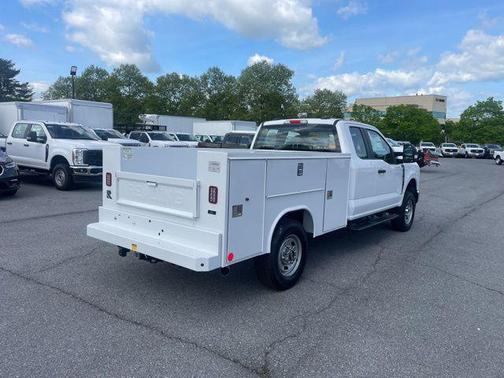 2025 Ford F-250 XL