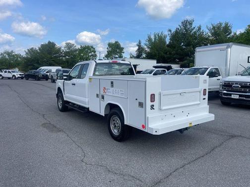 2025 Ford F-250 XL