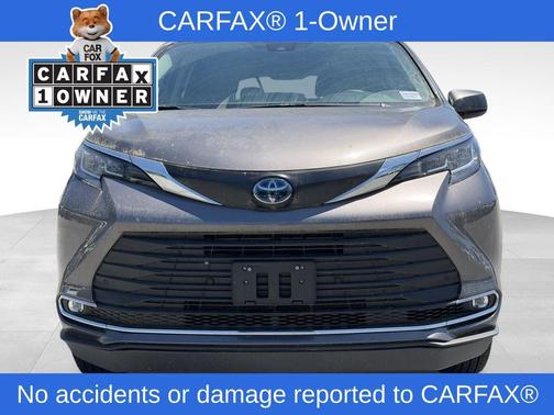 Predawn Gray Mica 2022 Toyota Sienna XLE