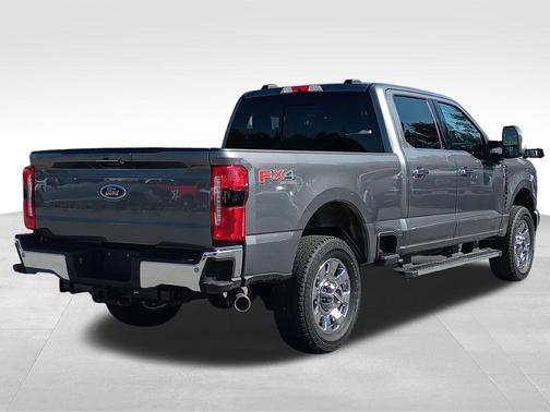 Carbonized Gray Metallic 2024 Ford F-250 Lariat