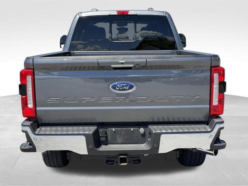 Carbonized Gray Metallic 2024 Ford F-250 Lariat