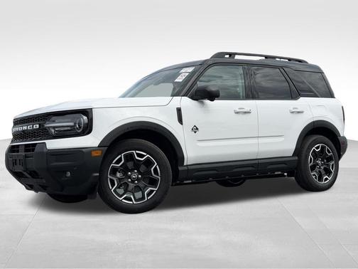 Oxford White 2025 Ford Bronco Sport Outer Banks