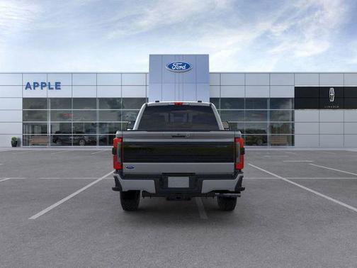 2025 Ford F-350 Platinum