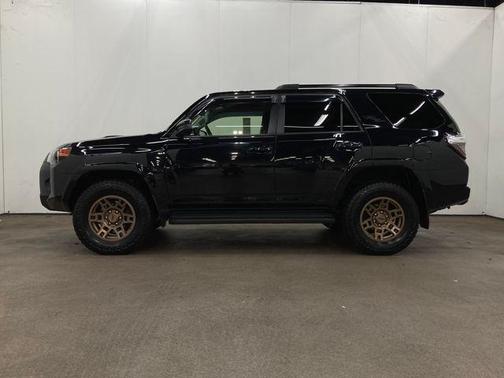 2021 Toyota 4Runner TRD Off Road