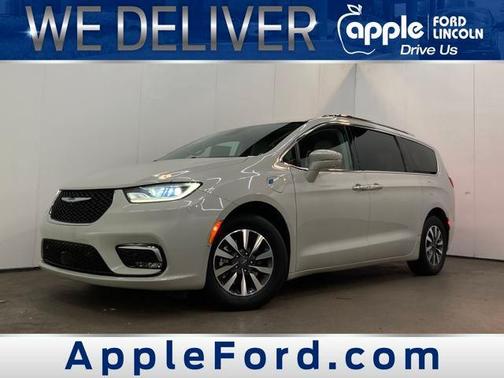 2021 Chrysler Pacifica Hybrid Touring L