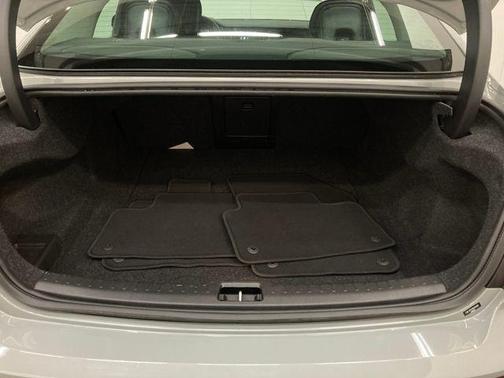 2024 Volvo S60 B5 Core Dark Theme
