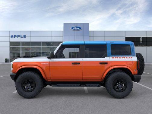 Oxford White 2026 Ford Bronco Stroppe Edition