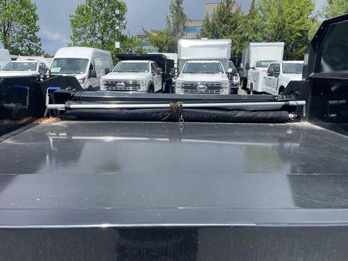 Oxford White 2025 Ford F-350 XL