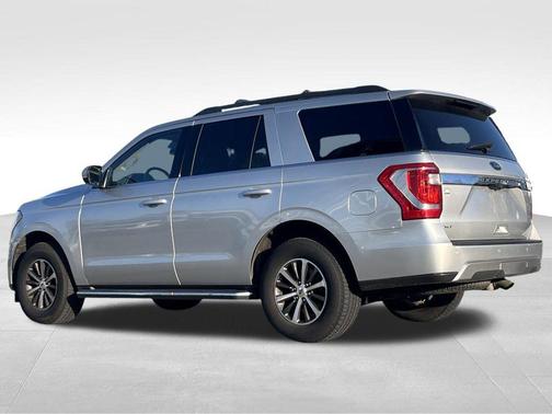 Ingot Silver 2018 Ford Expedition XLT