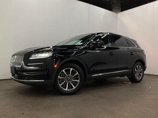 2022 Lincoln Nautilus Standard