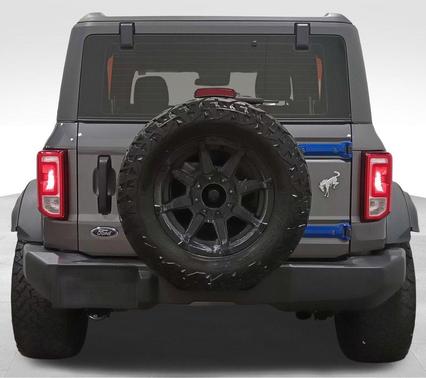 Carbonized Gray Metallic 2022 Ford Bronco Base