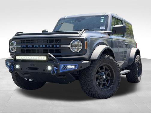 Carbonized Gray Metallic 2022 Ford Bronco Base