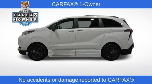 2024 Toyota Sienna XSE 7 Passenger