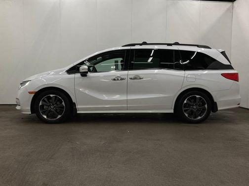 2021 Honda Odyssey Elite