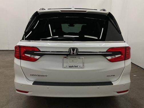 2021 Honda Odyssey Elite