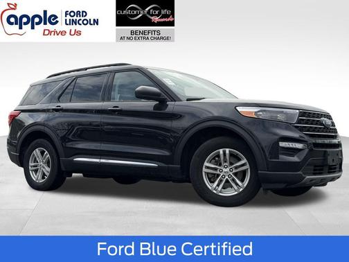 Black Metallic 2024 Ford Explorer XLT