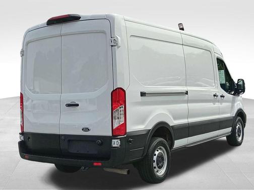 Oxford White 2024 Ford Transit-250 Base