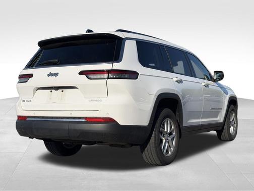 Bright White Clearcoat 2021 Jeep Grand Cherokee L Laredo