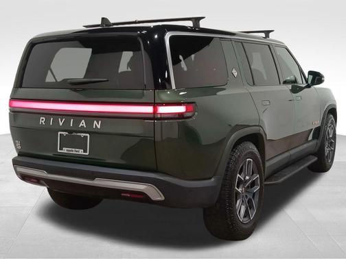 Green 2023 Rivian R1S Adventure