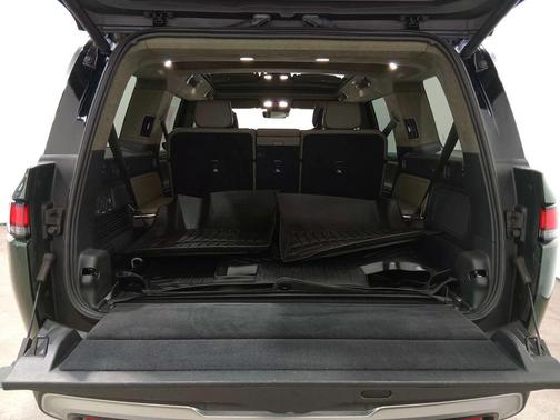 Green 2023 Rivian R1S Adventure