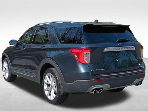 Stone Blue Metallic 2022 Ford Explorer Platinum
