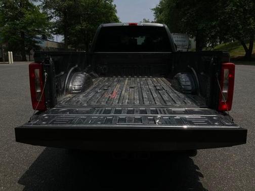 2023 Ford F-350 XLT
