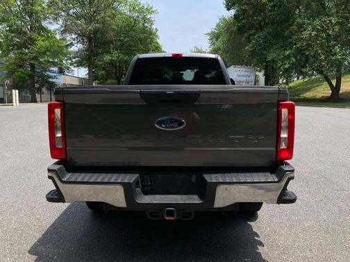 2023 Ford F-350 XLT