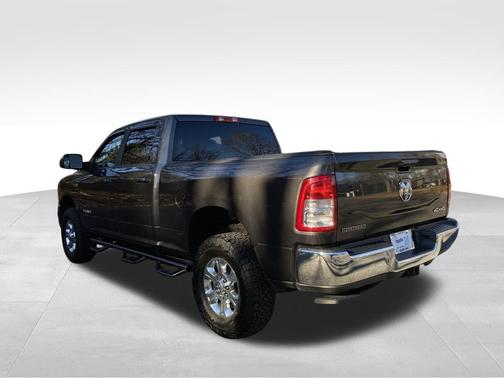 2021 RAM 2500 Big Horn Crew Cab 4x4 6'4' Box