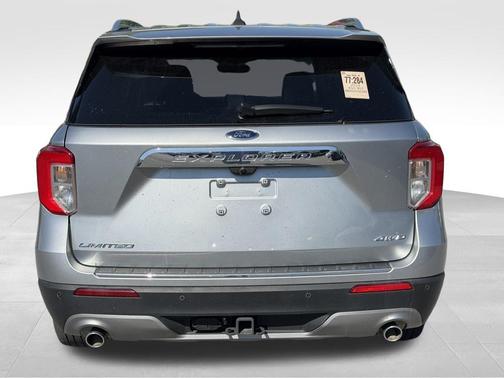 Iconic Silver Metallic 2024 Ford Explorer Limited