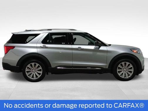 Iconic Silver Metallic 2024 Ford Explorer Limited