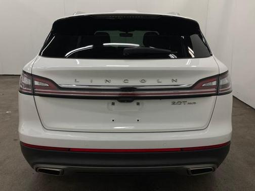 2020 Lincoln Nautilus Standard